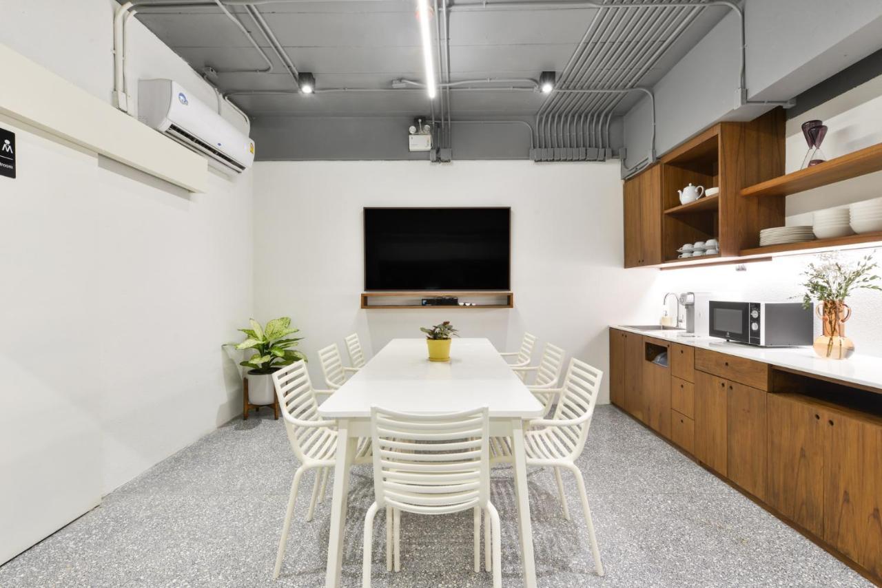 Auberge de jeunesse Tiang Capsule à Bangkok Extérieur photo